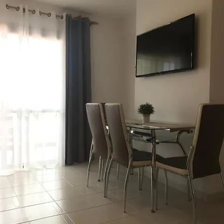شقة فندقية Compostela Beach 3*