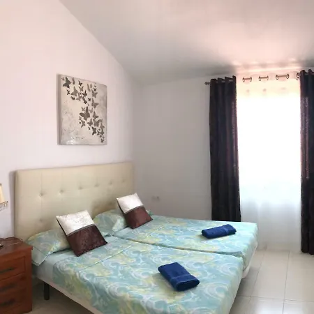 Compostela Beach Aparthotel 3*
